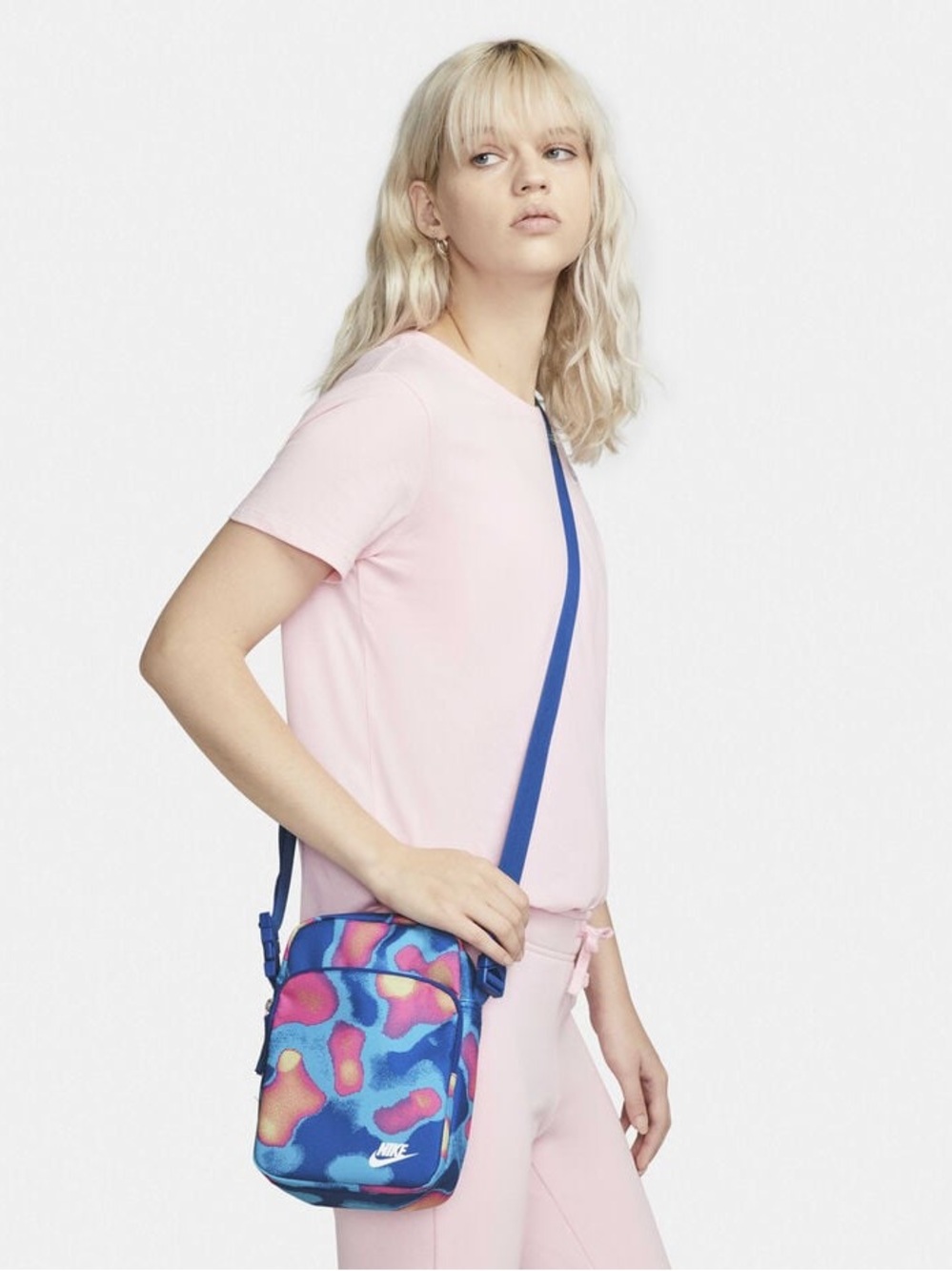 Nike Heritage Crossbody Bag